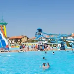 Cristal Vieira & Hotel