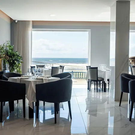 Cristal Vieira & Hotel 4*